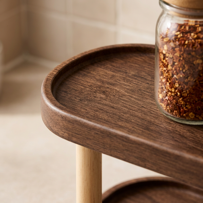 Tray surface and rounded rim detail